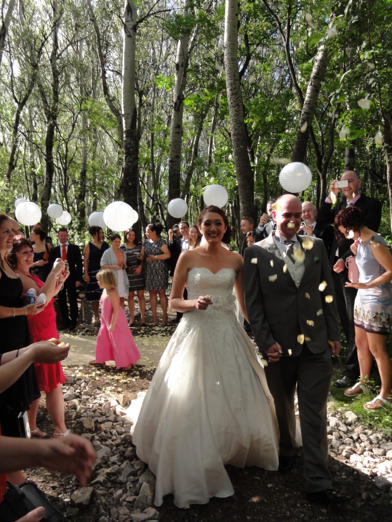 Throwing confetti