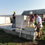 Richard, Ian and Rob laying the corner blocks