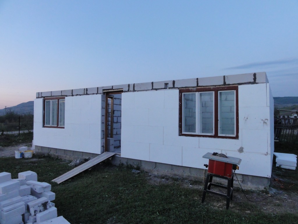 First house at the end of day 3